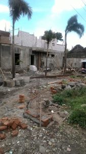 membangun rumah minimalis